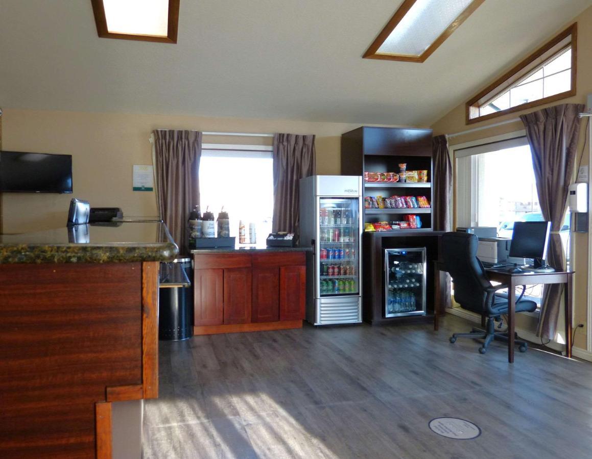Rodeway Inn & Suites Ontario Extérieur photo